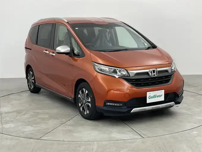 新着情報“フリードクロスター・ホンダセンシング”2020年式プレミアムクリスタルオレンジM入荷しました！