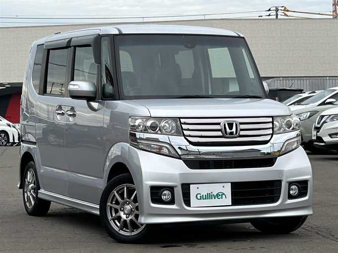 新着情報“Ｎ－ＢＯＸ＋カスタムG・ターボAパッケージ”2014年式カトラリーシルバーM入荷しました！