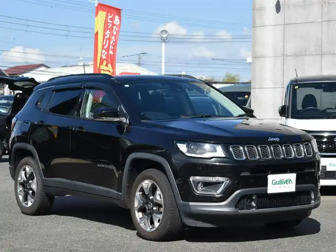 新着情報“ジープ・コンパスリミテッド”2019年式黒入荷しました！