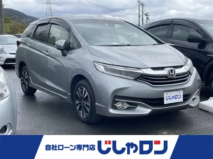 新着情報“シャトルハイブリッドX特別仕様車スタイルエディション”2016年式ティンテッドシルバーM入荷しました！
