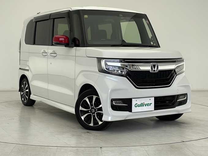 新着情報“Ｎ－ＢＯＸカスタムG・Lホンダセンシング”2018年式プラチナホワイトパール入荷しました！