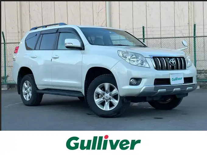 新着情報“ランドクルーザープラドTX”2013年式ホワイトパールクリスタルシャイン入荷しました！