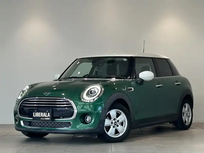 新着情報“ＭＩＮＩクーパーD”2020年式ブリティッシュ・レーシング・グリーン・メタリック入荷しました！