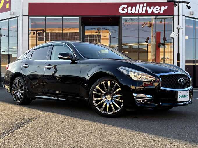 新着情報“フーガ370GT”2016年式ガーネットブラック入荷しました！