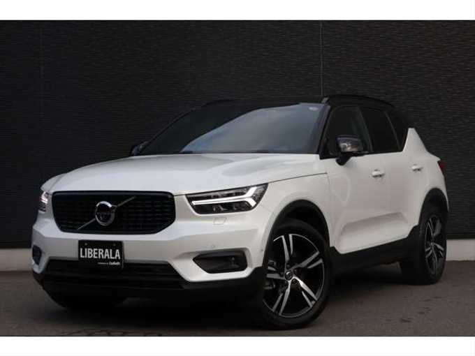 新着情報“ＸＣ４０B4 AWD Rデザイン”2020年式クリスタルホワイトP入荷しました！