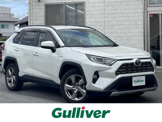 新着情報“ＲＡＶ４ハイブリッドG”2019年式ホワイトパールクリスタルシャイン入荷しました！