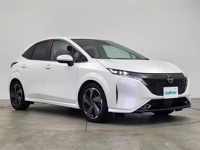 新着情報“オーラG レザーエディション”2023年式ピュアホワイトパール入荷しました！