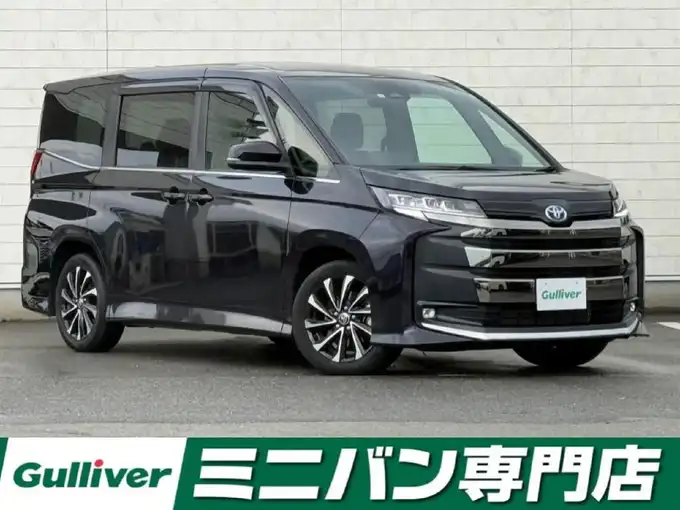 新着情報“ノアハイブリッドS－Z”2022年式スパークリングブラックパールクリスタルシャイン入荷しました！
