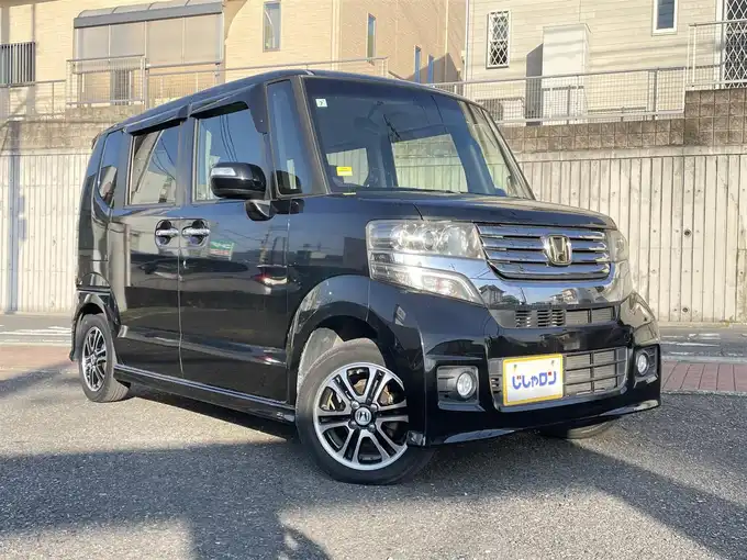 新着情報“Ｎ－ＢＯＸカスタムG特別仕様車SSパッケージ”2013年式クリスタルブラックパール入荷しました！