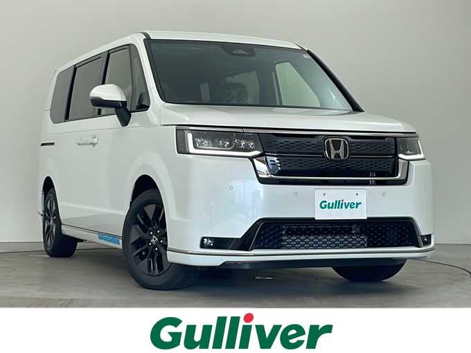 新着情報“ステップワゴンスパーダ”2025年式プラチナホワイトパール入荷しました！