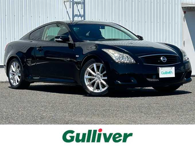 新着情報“スカイライン370GT”2012年式スーパーブラック入荷しました！