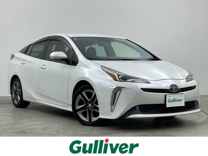 新着情報“プリウスSツーリングセレクション”2021年式プラチナホワイトパールマイカ入荷しました！