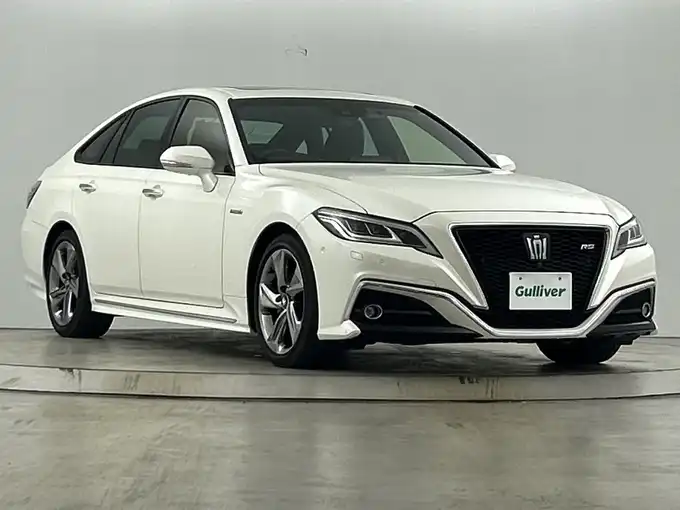新着情報“クラウンハイブリッドRSアドバンス”2019年式ホワイトパールクリスタルシャイン入荷しました！