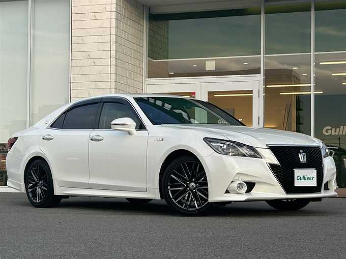 新着情報“クラウンハイブリッドアスリートS ブラックスタイル”2015年式ホワイトパールクリスタルシャイン入荷しました！