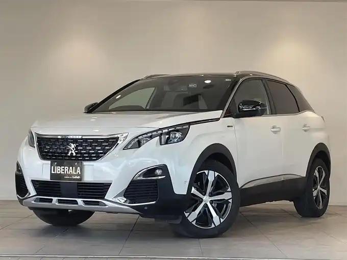 新着情報“３００８GT ブルーHDi”2021年式ネイクルホワイト入荷しました！