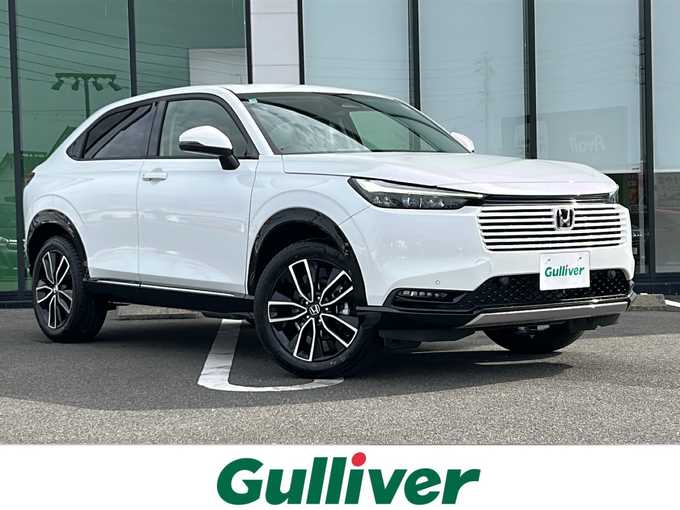 新着情報“ヴェゼルe:HEV Z”2025年式プラチナホワイトパール入荷しました！