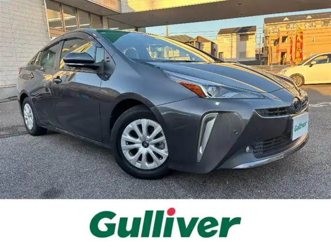 新着情報“プリウスSセーフティプラスⅡ”2021年式グレーメタリック入荷しました！