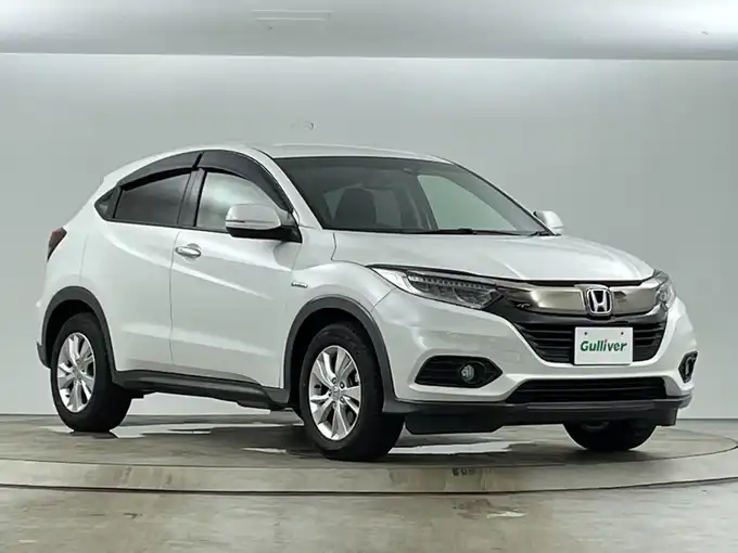 新着情報“ヴェゼルハイブリッドX・ホンダセンシング”2018年式プラチナホワイトパール入荷しました！