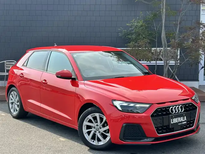 新着情報“Ａ１スポーツバック25TFSI アドバンスド”2020年式ミサノレッドパールエフェクト入荷しました！