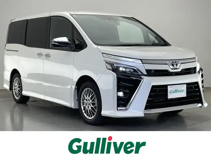 新着情報“ヴォクシーハイブリッドZS 煌Ⅲ”2021年式ホワイトパールクリスタルシャイン入荷しました！