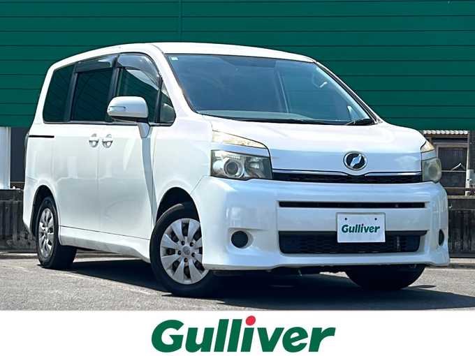 新着情報“ヴォクシーX Lエディション”2010年式ホワイトパールクリスタルシャイン入荷しました！