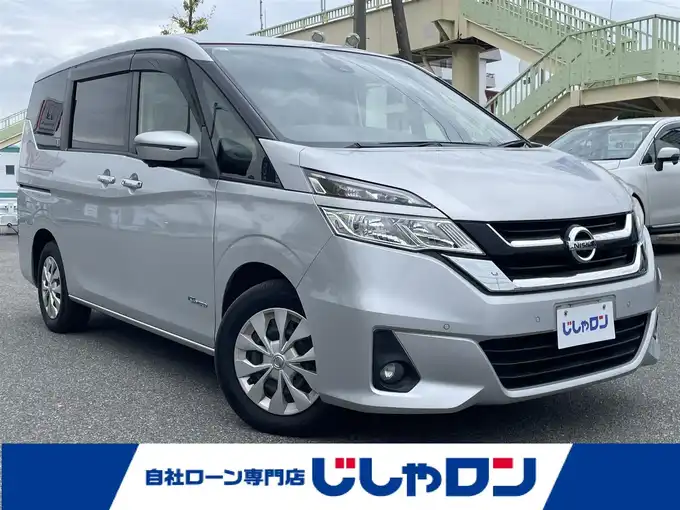 新着情報“セレナX”2017年式ブリリアントシルバー入荷しました！