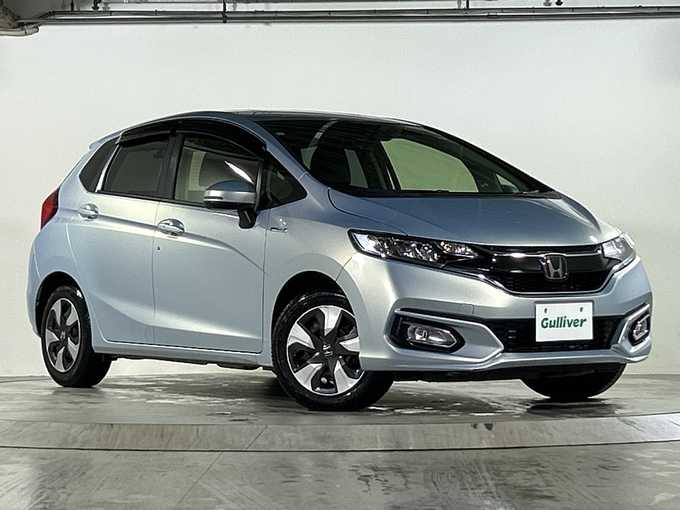 新着情報“フィットハイブリッドハイブリッド・L ホンダセンシング”2019年式モーニングミストブルーM入荷しました！