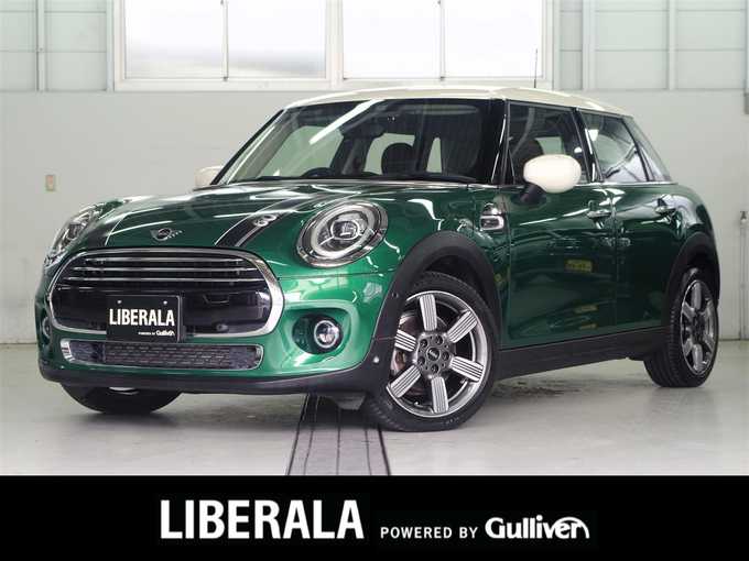 新着情報“ＭＩＮＩクーパーD 60イヤーズエディション”2019年式ブリティッシュレーシンググリーン入荷しました！
