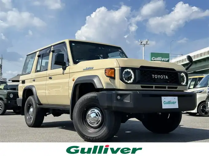 新着情報“ランドクルーザー７０AX”2024年式ベージュ入荷しました！