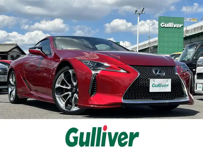 新着情報“ＬＣLC500h Sパッケージ”2017年式ラディアントレッドコントラストレイヤリング入荷しました！