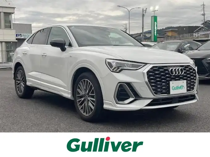新着情報“Ｑ３スポーツバック35TFSI Sライン”2022年式パール入荷しました！
