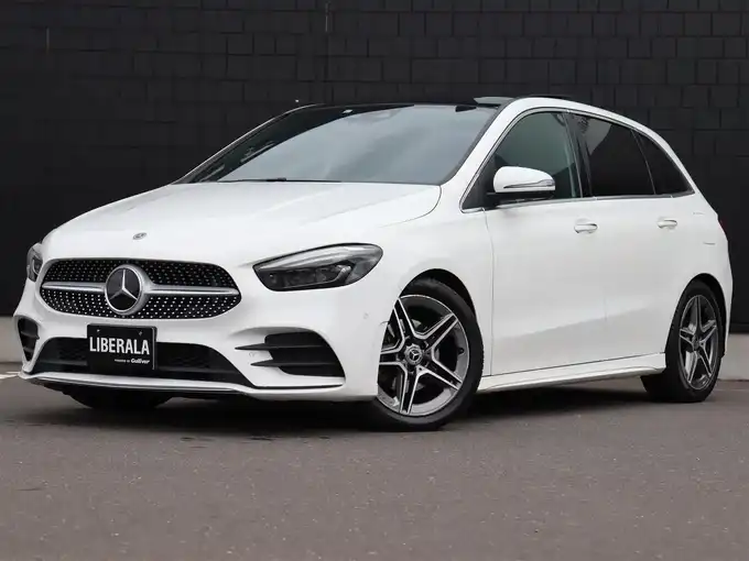 新着情報“ＢクラスB180 AMGライン”2019年式ポーラホワイト入荷しました！