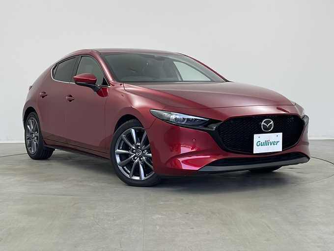 新着情報“ＭＡＺＤＡ３ファストバックXD Lパッケージ”2019年式ソウルレッドクリスタルM入荷しました！
