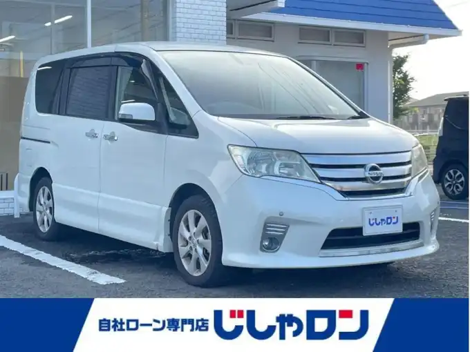 新着情報“セレナハイウェイスター Vセレクション”2012年式ブリリアントホワイトパール入荷しました！