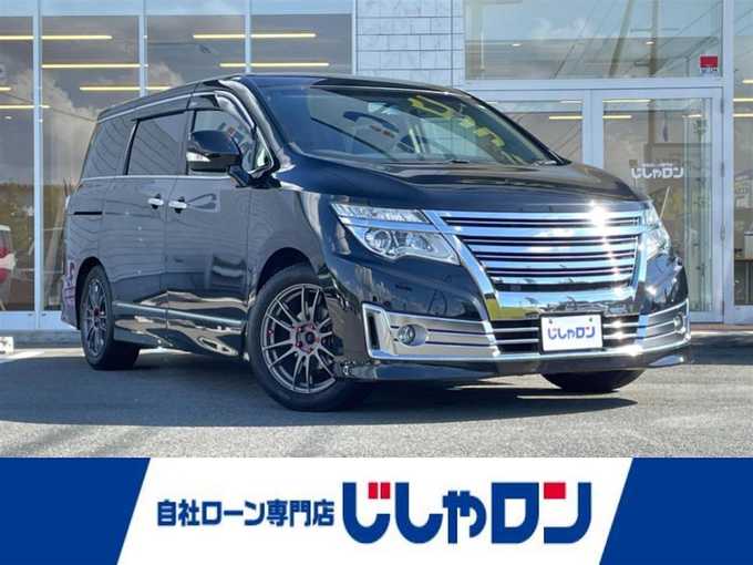 新着情報“エルグランドライダー”2014年式ファントムブラック入荷しました！