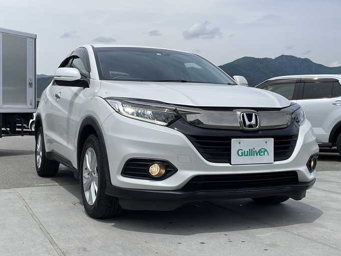 新着情報“ヴェゼルX・ホンダセンシング”2020年式プラチナホワイトパール入荷しました！