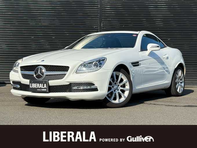 新着情報“ＳＬＫSLK200エクスクルーシブ”2015年式ポーラホワイト入荷しました！
