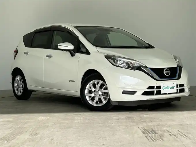 新着情報“ノートe－パワー X”2016年式ブリリアントホワイトパール入荷しました！