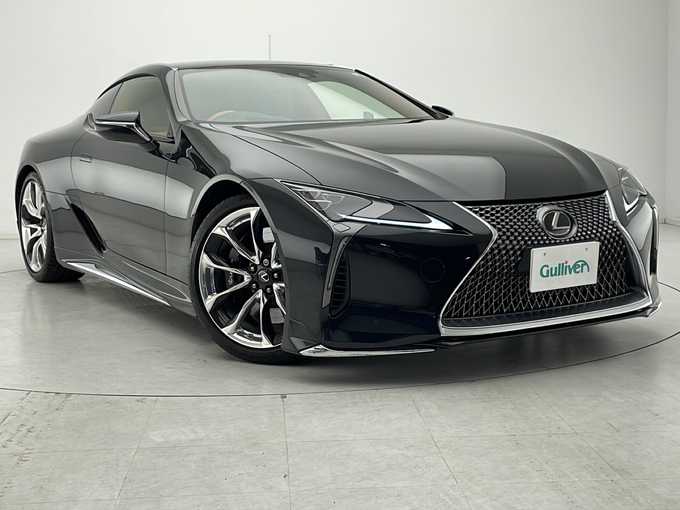 新着情報“ＬＣ500 Sパッケージ”2021年式グラファイトブラックガラスフレーク入荷しました！