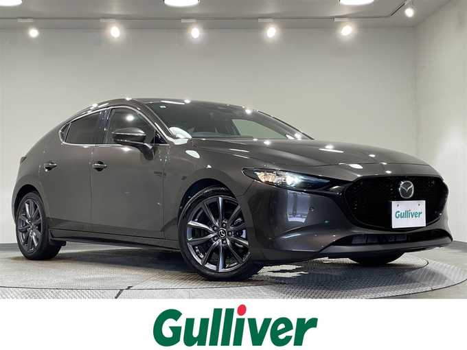 新着情報“ＭＡＺＤＡ３ファストバック15Sツーリング”2019年式チタニウムフラッシュマイカ入荷しました！