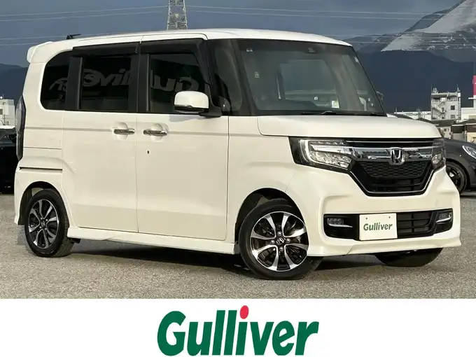 新着情報“Ｎ－ＢＯＸカスタムG・Lホンダセンシング”2018年式プラチナホワイトパール入荷しました！