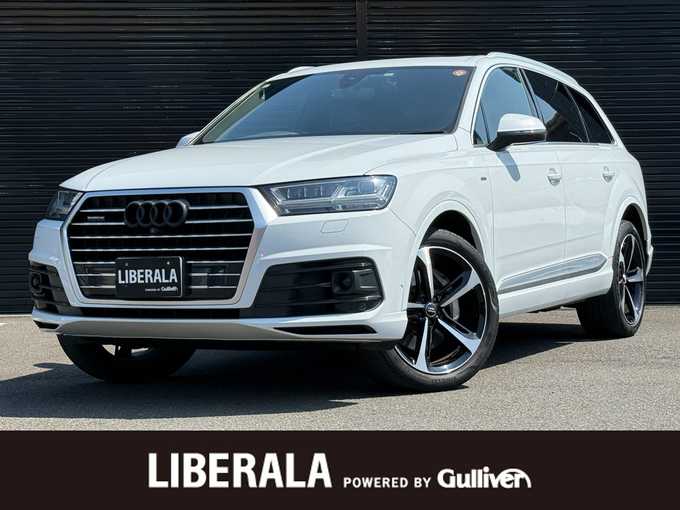 新着情報“Ｑ７55TFSIクワトロアダプティブエアサスペンション仕様”2019年式パール入荷しました！