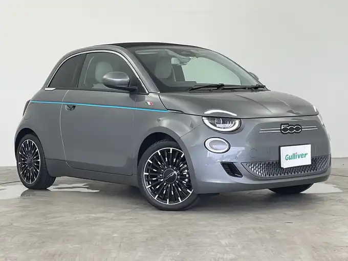 新着情報“５００ｅオープン”2022年式シルバーホワイトメタリック入荷しました！