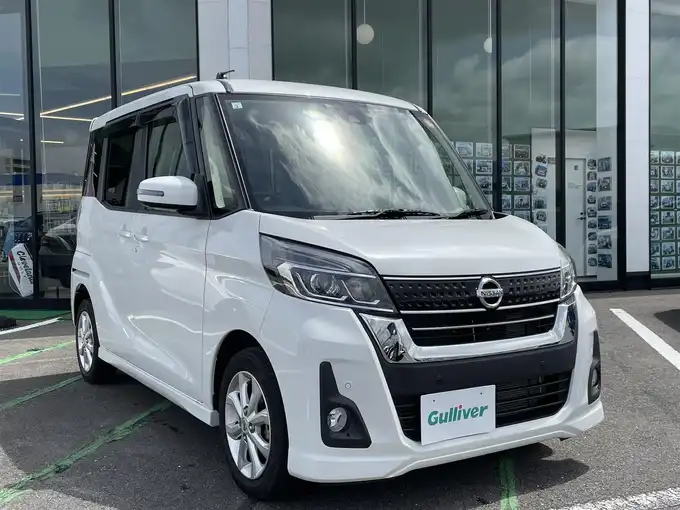 新着情報“デイズルークスハイウェイスター X”2019年式ホワイトパール入荷しました！
