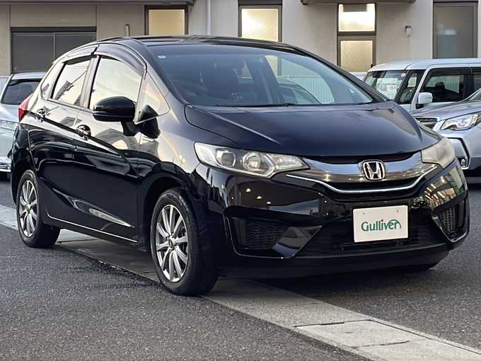 新着情報“フィットハイブリッドハイブリッド・Lパッケージ”2014年式クリスタルブラックパール入荷しました！