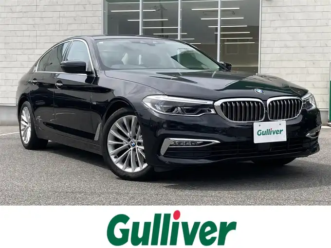 新着情報“５シリーズ523d ラグジュアリー”2017年式黒入荷しました！
