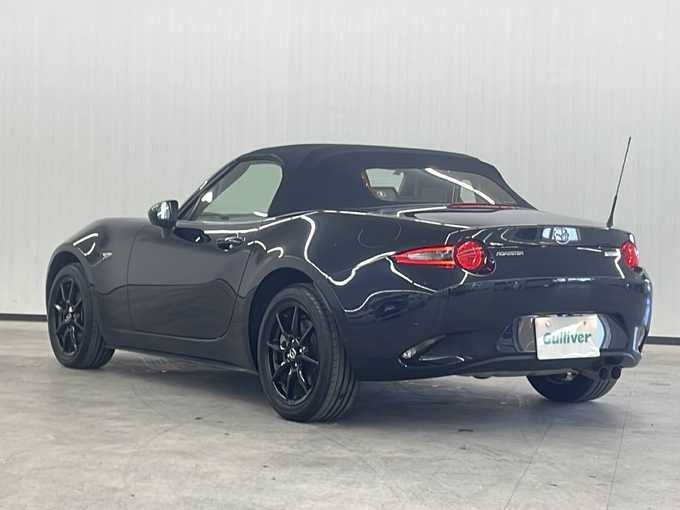 新着情報“ロードスターRS”2019年式ジェットブラックマイカ入荷しました