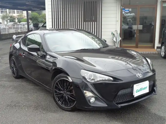 新着情報“８６GT”2012年式クリスタルブラックシリカ入荷しました！