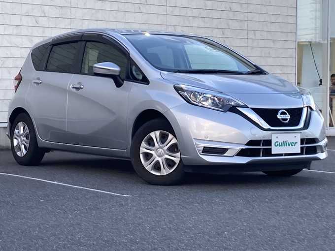 新着情報“ノートX Vセレクション”2020年式ブリリアントシルバー入荷しました！