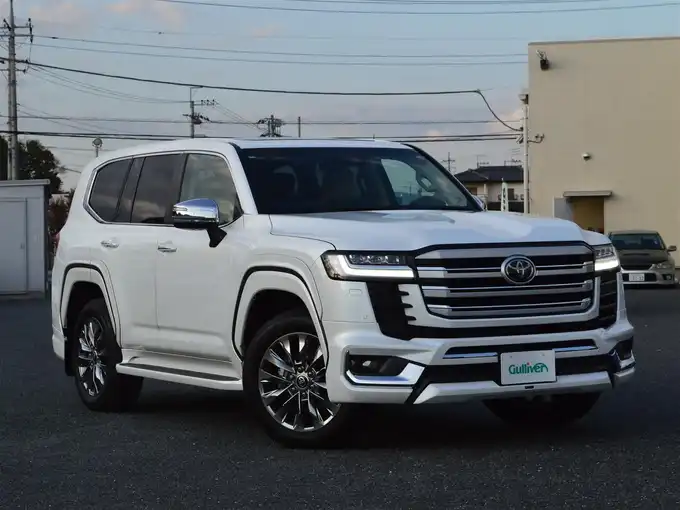 新着情報“ランドクルーザーZX”2024年式プレシャスホワイトパール入荷